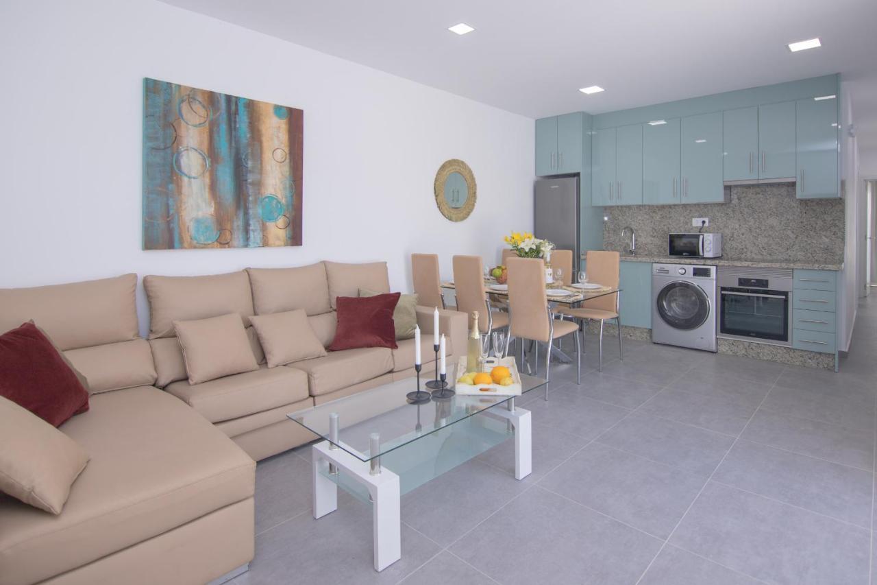 Apartment Family 6 Beachfront Corralejo By Holidays Home Экстерьер фото