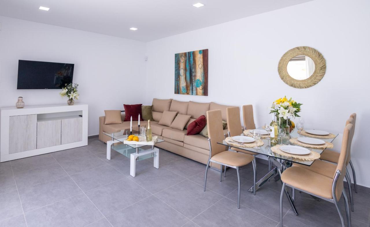 Apartment Family 6 Beachfront Corralejo By Holidays Home Экстерьер фото